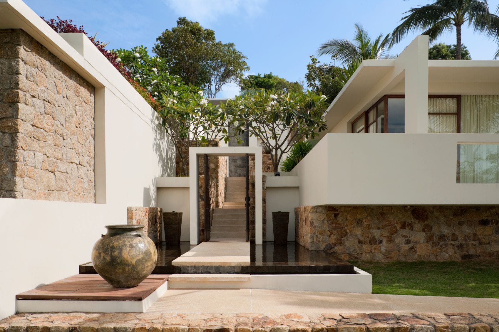 Borne-chargeur-carte-bleu-camping